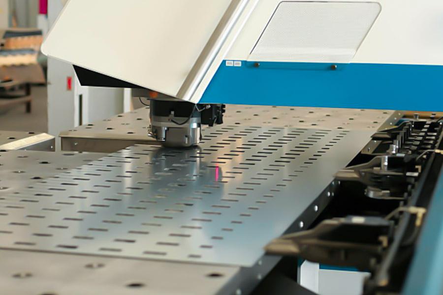 How does Metal Stamping work？
